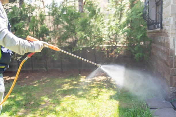 Best Pest Prevention Services  in Floydada, TX
